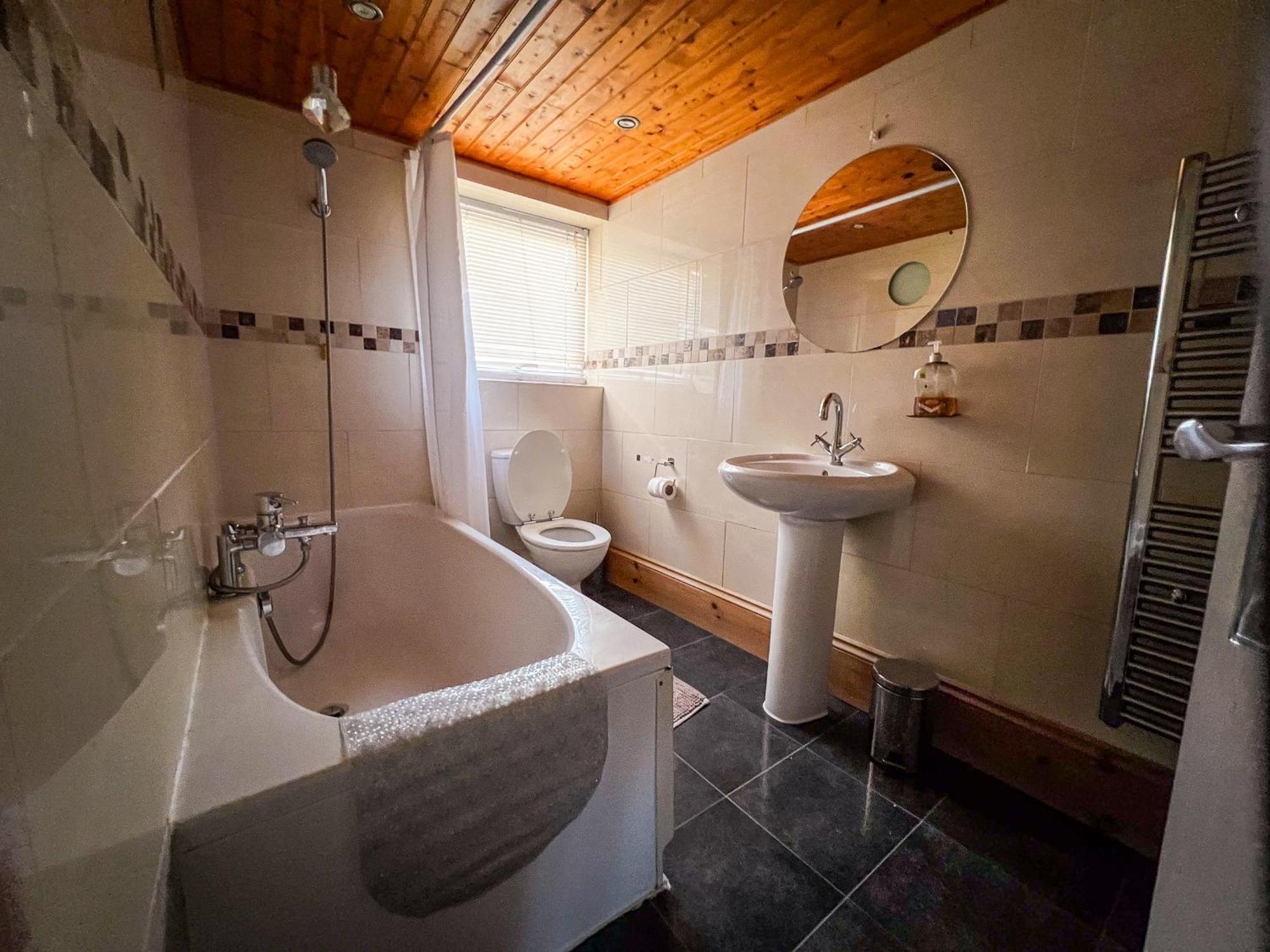 Hébergement de vacances Spacious Retreat - Remote Worker & Family Friendly