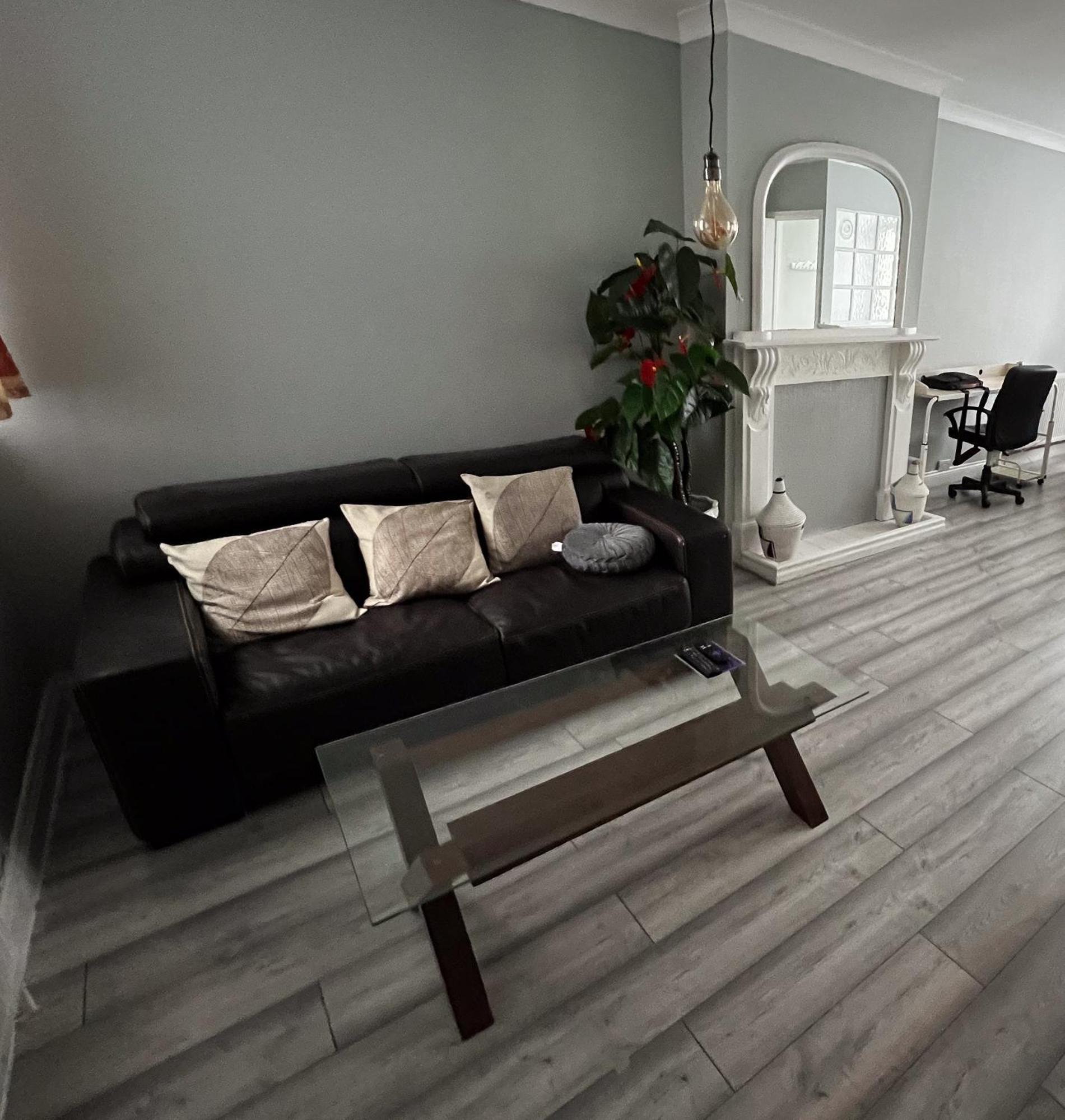 Spacious Retreat - Remote Worker & Family Friendly Hébergement de vacances