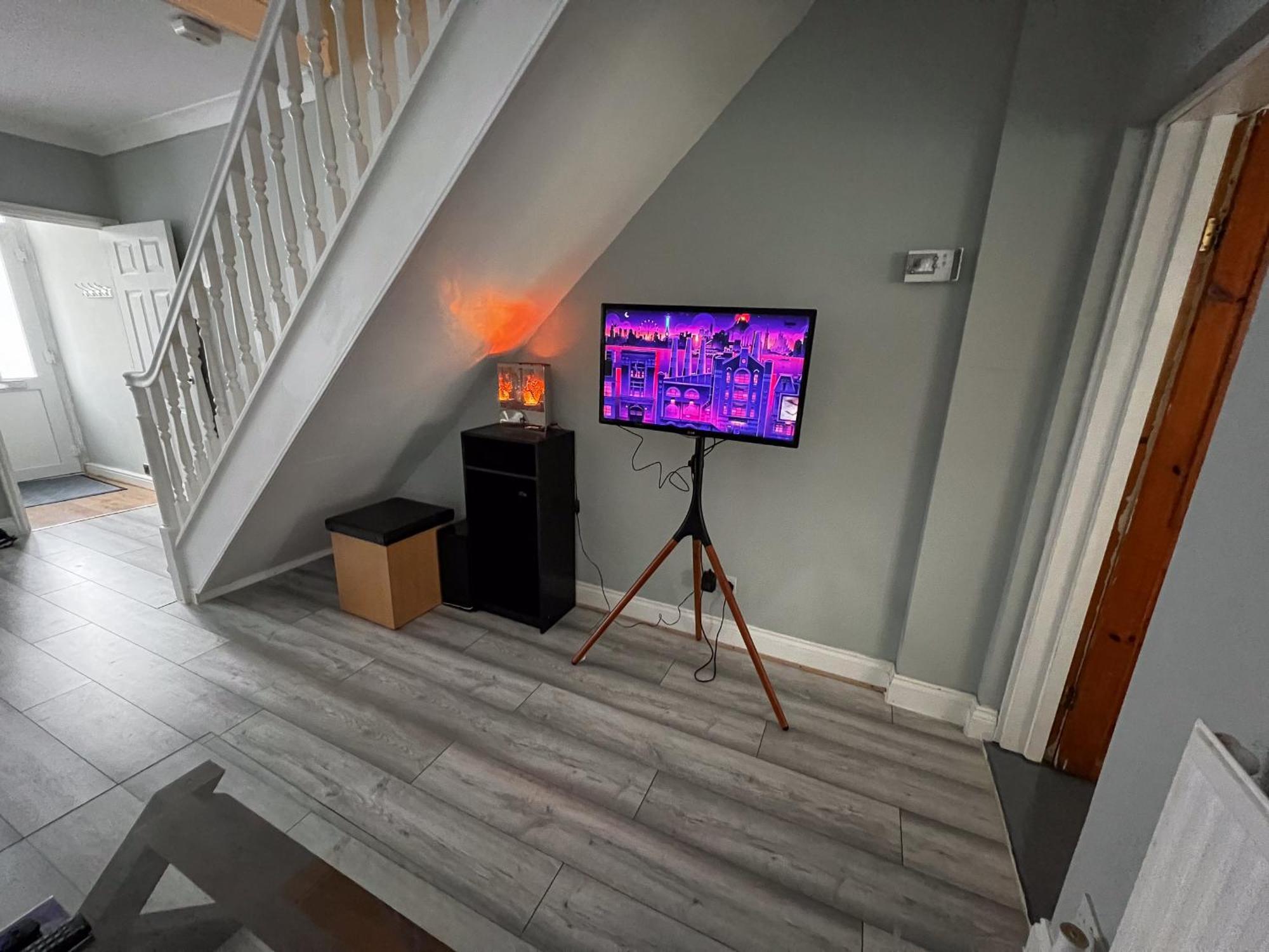 Spacious Retreat - Remote Worker & Family Friendly Hébergement de vacances *